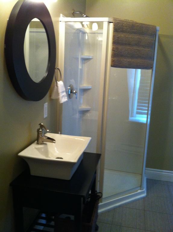 The Duckworth Inn St. John's Zimmer foto